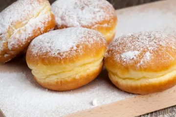 Koliko ste krafni pojeli? Jedna s marmeladom ima kalorija kao cheesburger!