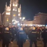 Vrije u susjedstvu: Najmanje troje ozlijeđenih, studentu razbijena glava, Vučić otkazao dolazak