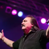 [KVIZ] Samo će najveći obožavatelji znati nastaviti stihove pjesama Mi&scaron;e Kovača