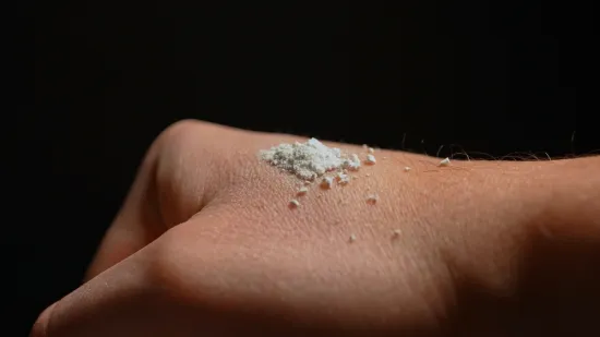 Na trži&scaron;tu se pojavio bijeli prah: Legalan je i dostupan tinejdžerima