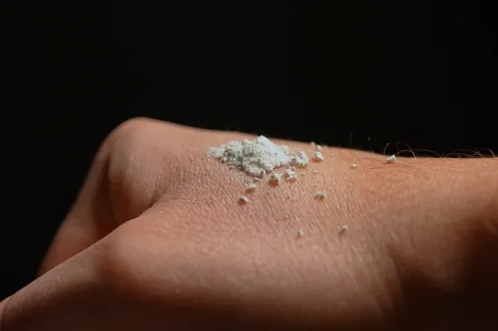 Na trži&scaron;tu se pojavio bijeli prah: Legalan je i dostupan tinejdžerima