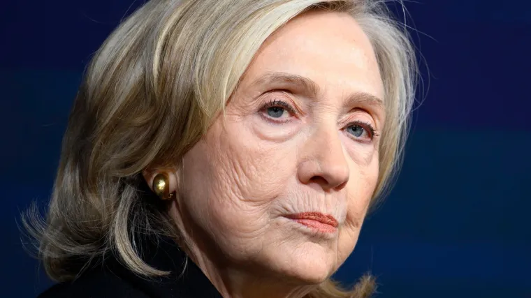 Hillary Clinton optužila Trumpa za zata&scaron;kavanje: 'Izvucite te spise na svjetlo dana!'