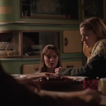 Zora ima jake mučnine, Nikola se boji!