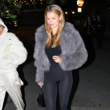 Horor u avionu: Poznata ljepotica se sru&scaron;ila usred leta, na pisti je dočekala Hitna pomoć