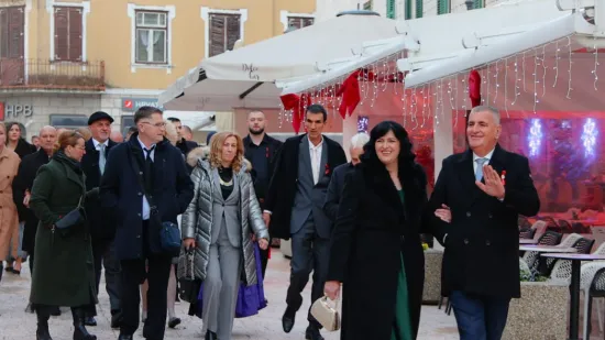 Miro Bulj objavio rijetku fotografiju sa suprugom Jelenom: 'Znam, nije ti lako'