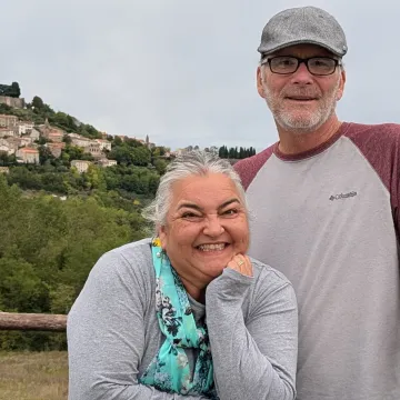 Američki bračni par tijekom odmora otkrio hrvatske korijene: 'Taksist me pitao odakle mi je obitelj'