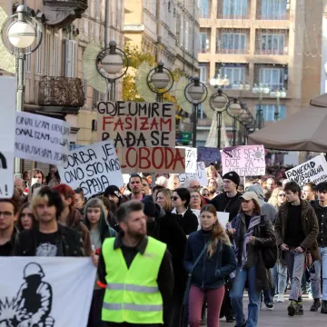 Rus i Hrvat skandirali sporni pozdrav i vrijeđali prosvjednike: Evo kolike kazne su dobili