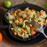 Stručnjaci poručuju: Samo jedna boja na tanjuru može smanjiti rizik od raka