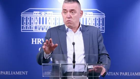 Ćipe poludio zbog Hrebakove izjave: 'Neka se ispriča četvorici heroja Domovinskog rata!'