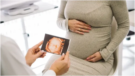 Nakon te&scaron;ke bitke s kilogramima uspjela je ostati trudna: 'Bila sam sretna, ali i prestravljena'