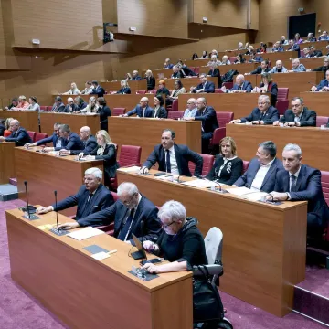 Političari otkrili čega će se odreći u Korizmi: 'Neću ba&scaron; napadati vladajuće...'