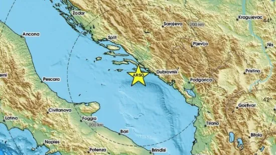 Potres pogodio jug Dalmacije: 'Zatreslo momački. Smak svita se bliži!'