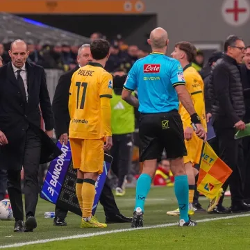 Modrić nije mogao vjerovati svojim očima! Allegri pobjesnio na F&agrave;bregasa, pale te&scaron;ke riječi pred svima