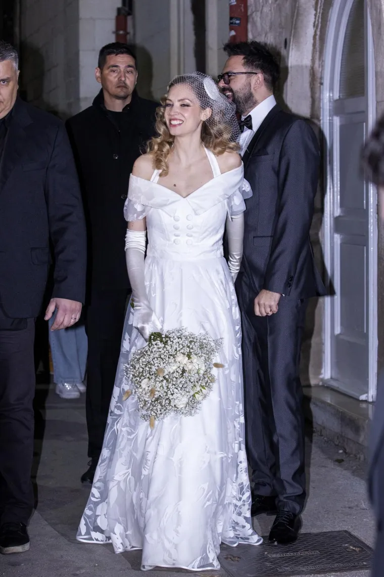 Nasmijana Hana i elegantni Gra&scaron;o: Danas im je godi&scaron;njica braka, prisjetite se njihovog vjenčanja