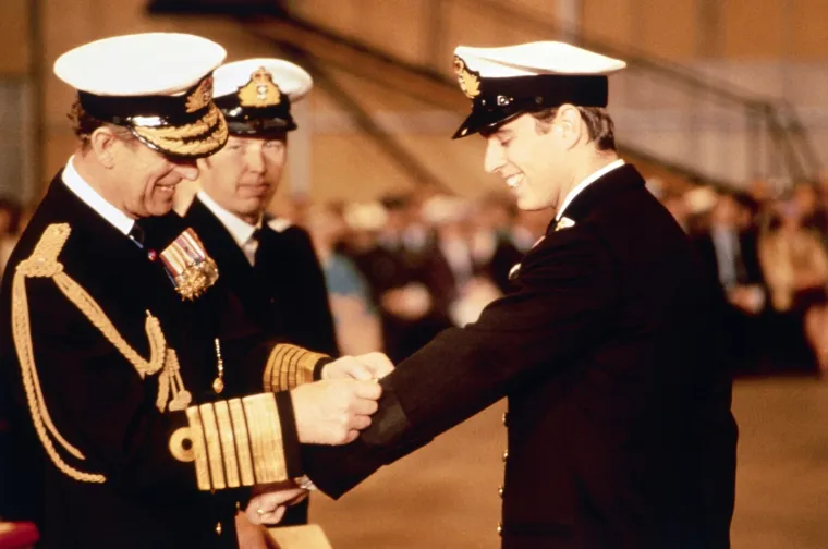 Nekad je bio omiljeni, heroj nacije i mamin miljenik: Ovo je priča o posrnulom princu Andrew