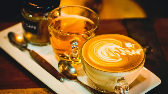 Umjerena konzumacija kave i čaja povezana s nižim rizikom od demencije