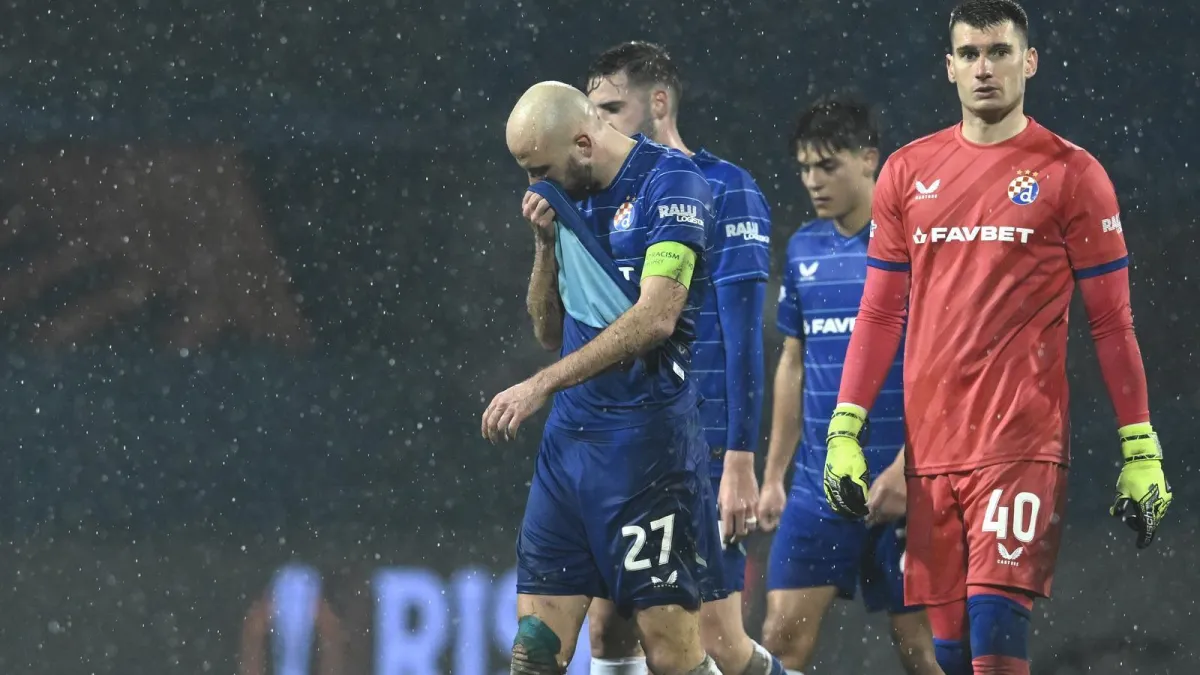 Navijači bez milosti: 'Kad bi drveće hodalo... Kovačeviću, sam si daj otkaz'