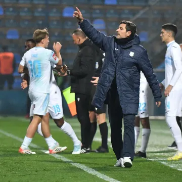 Bari&scaron;ić spasio čisti gol nakon neshvatljive pogre&scaron;ke Zlomislića: Jurić proma&scaron;io veliku &scaron;ansu