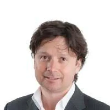 Osnivač Asosa preminuo pod sumnjivim okolnostima: Pao je s balkona nebodera u Tajlandu