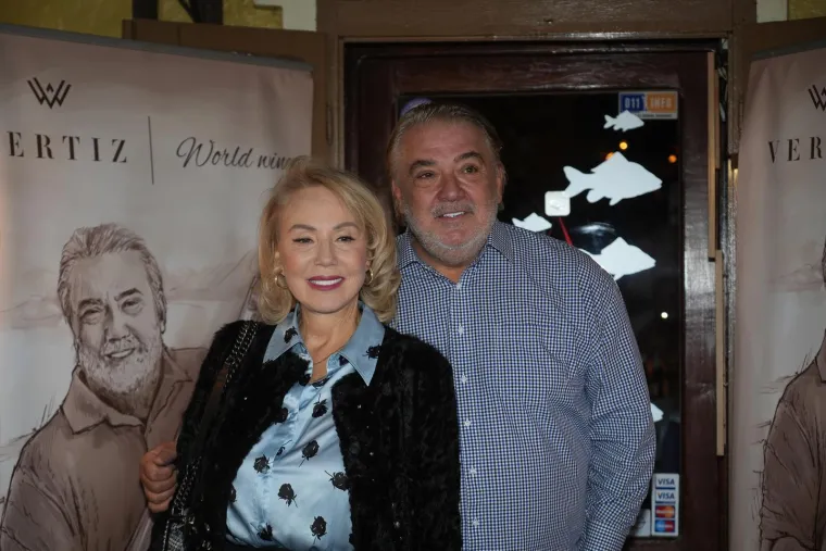 Kako izgleda zabava kad ju organizira Lepa Brena? Glazbenik otkrio dosad nepoznate detalje