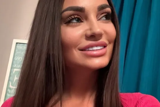 Tko je atraktivna Žaklina koja je do&scaron;la pomrsiti planove? Na nju je nemoguće ostati imun