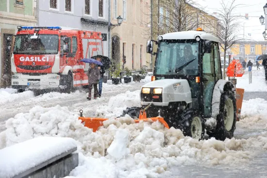 Maribor proglasio izvanredno stanje: Pao obilan snijeg, deseci tisuća ostali bez struje....