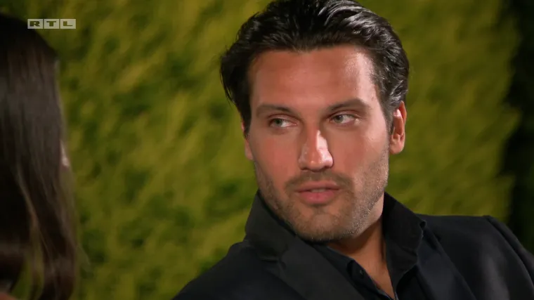 Gospodin Savr&scaron;eni podijelio dosad neviđene fotografije sa snimanja na Kreti