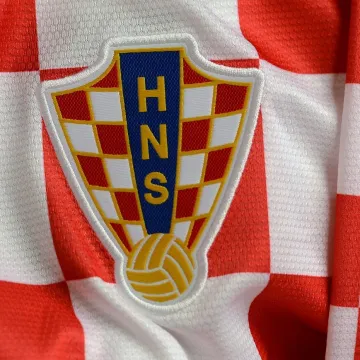 Procurila nova garnitura Vatrenih: Povratak tradiciji i zanimljiv dizajn