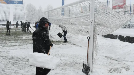 Snijeg u Varaždinu: Navijači su do&scaron;li i rije&scaron;ili problem, a klub će ih nagraditi