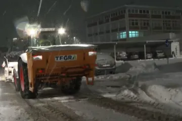 Snijeg zatrpao dio Hrvatske, ovako nije bilo 10 godina! Stiglo upozorenje: 'Opustili su se...'