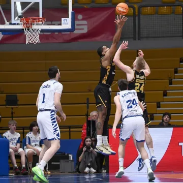 Cibona te&scaron;kim porazom na domaćem terenu ostala bez mogućnosti obrane titule