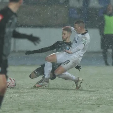 Linije se nisu vidjele od snijega, a svi su ostali u čudu kad su se pojavili ovi majstori