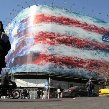 Amerikanci evakuiraju vojnike iz baza u Kataru i Bahreinu: Udar na Iran je pitanje dana?