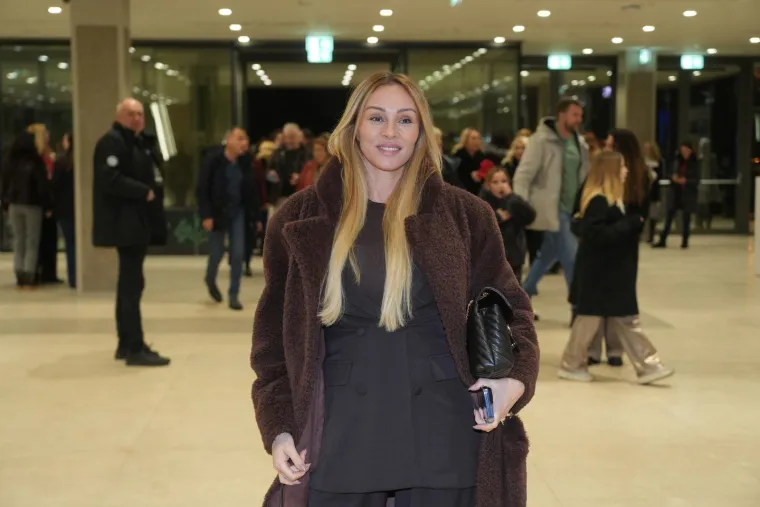 Nina Badrić priredila spektakl u Beogradu: Pogledajte kakvu je kremu regije okupila!