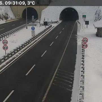 Autocesta zatvorena za dio vozila, udari bure i do 150 km/h: Popaljeni žuti meteoalarmi