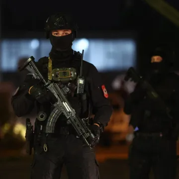 SIPA upala u obiteljsku kuću u Ljubu&scaron;kom zbog majica HOS-a: 'Bez najave'