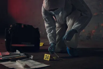 Raskomadao suprugu u kadi nakon &scaron;to je rodila: 'Oderao sam joj kožu kao ribi