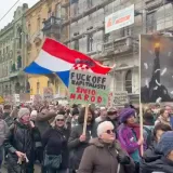 Sredi&scaron;te Zagreba pod opsadom prosvjednika, uz zastave i transparente poslali poruku: 'Magazlo!'