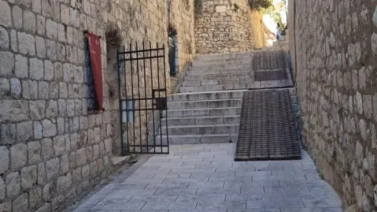 Razbijen lokot, okrenute kamere. Nakon dramatične objave uslijedio preokret: 'Ja sam to napravio'