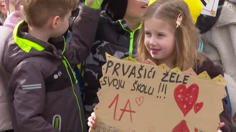 Roditelji digli glas zbog obnove koja kasni: 'Djecu se razvozi u pet različitih &scaron;kola'