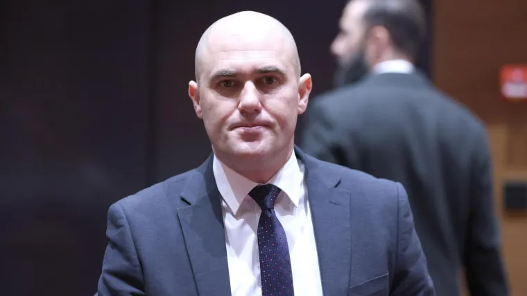 Dabro žestoko odgovorio na prozivke: 'Znao sam ja kome stajem na žulj. Moćnim lutkarima iz sjene'