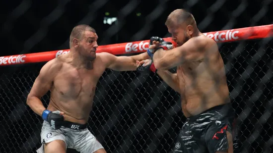 Evo ga: Ante Delija upravo ulazi u UFC kavez, meč samo &scaron;to nije počeo