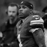 Poznati NFL nogometa&scaron; (25) pronađen mrtav u garaži