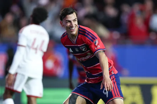 Hrvatski reprezentativac utrpao dva gola u pobjedi na otvaranju sezone