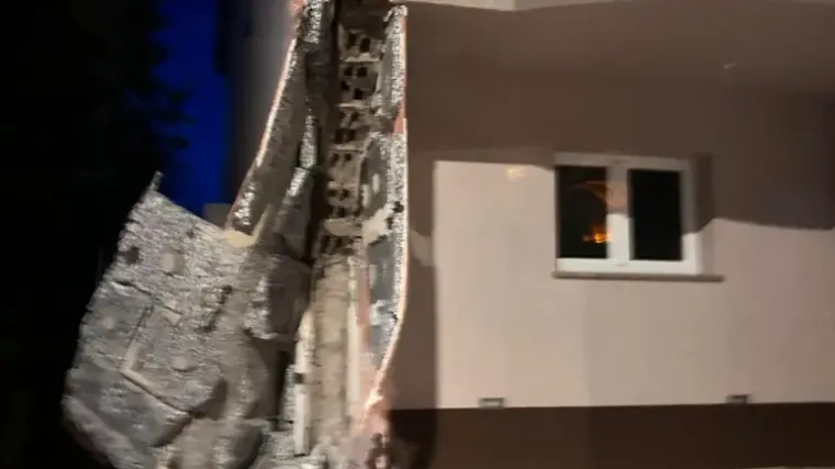 Zabio se autom u kuću usred noći pa od&scaron;etao! Pogledajte &scaron;tetu koja je nastala