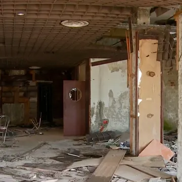 Ruglo na Makarskoj rivijeri: Opasne ru&scaron;evine na mjestu nekada&scaron;njeg ponosa