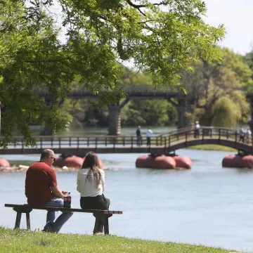 Miris proljeća na vidiku? Magla i oblaci na početku tjedna, a onda preokret koji mnogi čekaju