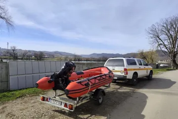 Ovo je mjesto strave na Uni: Osoba je zapomagala iz vode, u čamcu bili Kinezi?
