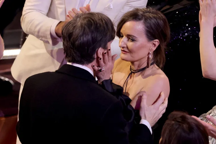 Znate li kako izgleda supruga zvijezde serije 'Peaky Blinders'? U braku su vi&scaron;e od dvadeset godina