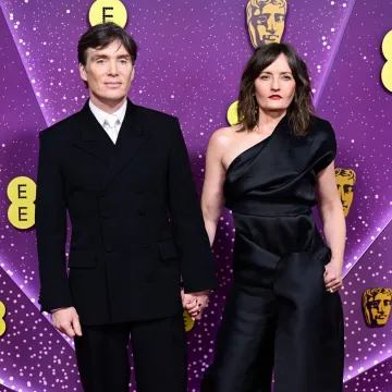 Znate li kako izgleda supruga zvijezde serije "Peaky Blinders"? U braku su vi&scaron;e od dvadeset godina